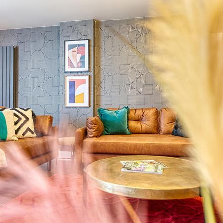 Casa Del Artista - Luxury Apartments, ويتبي الغرفة الصورة