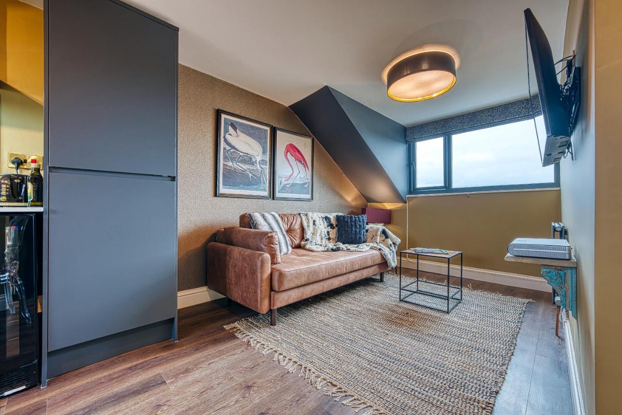 Casa Del Artista - Luxury Apartments, ويتبي المظهر الخارجي الصورة