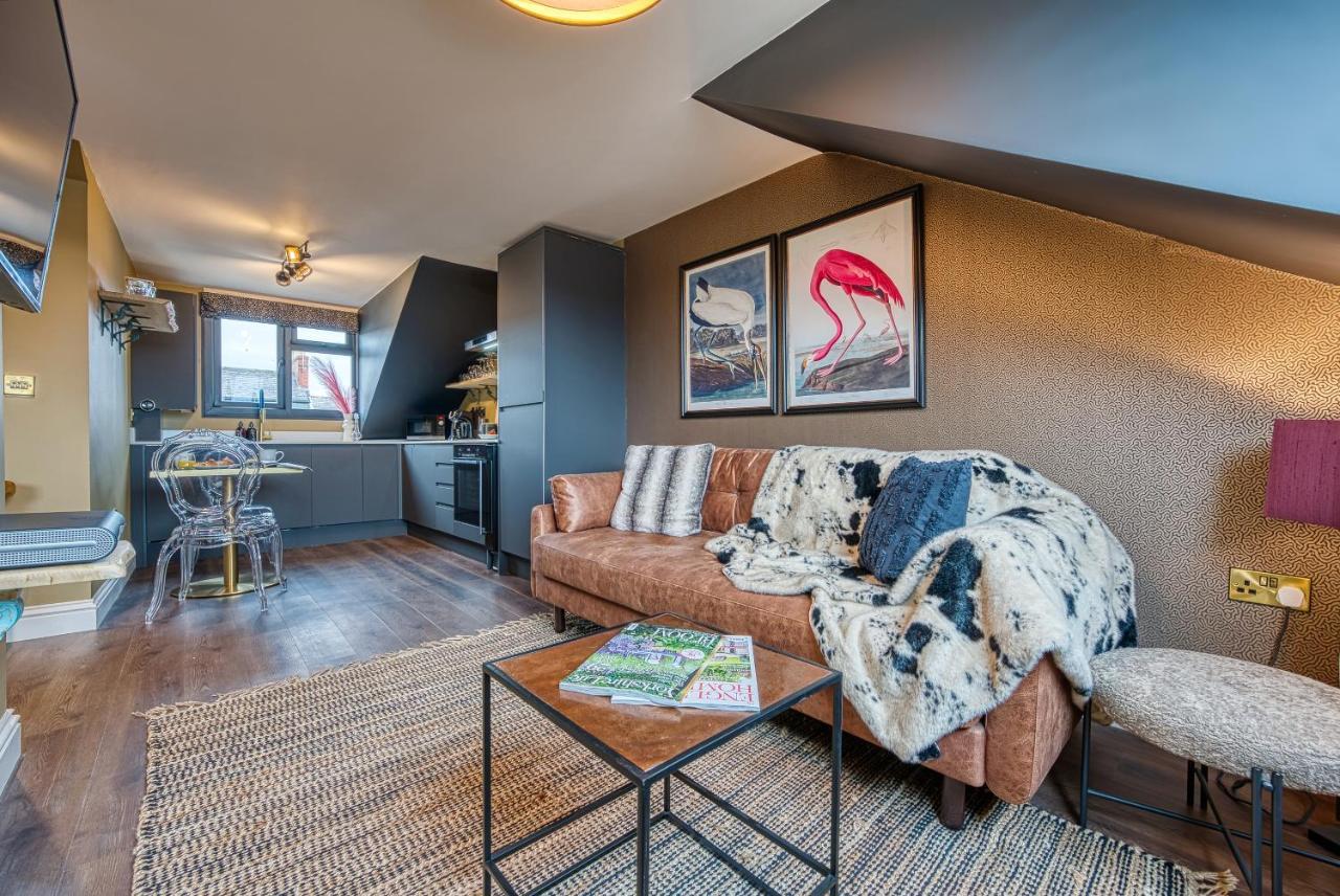 Casa Del Artista - Luxury Apartments, ويتبي المظهر الخارجي الصورة