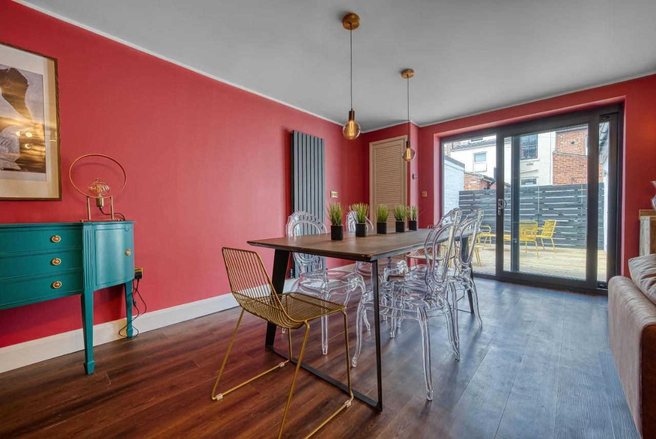 Casa Del Artista - Luxury Apartments, ويتبي المظهر الخارجي الصورة